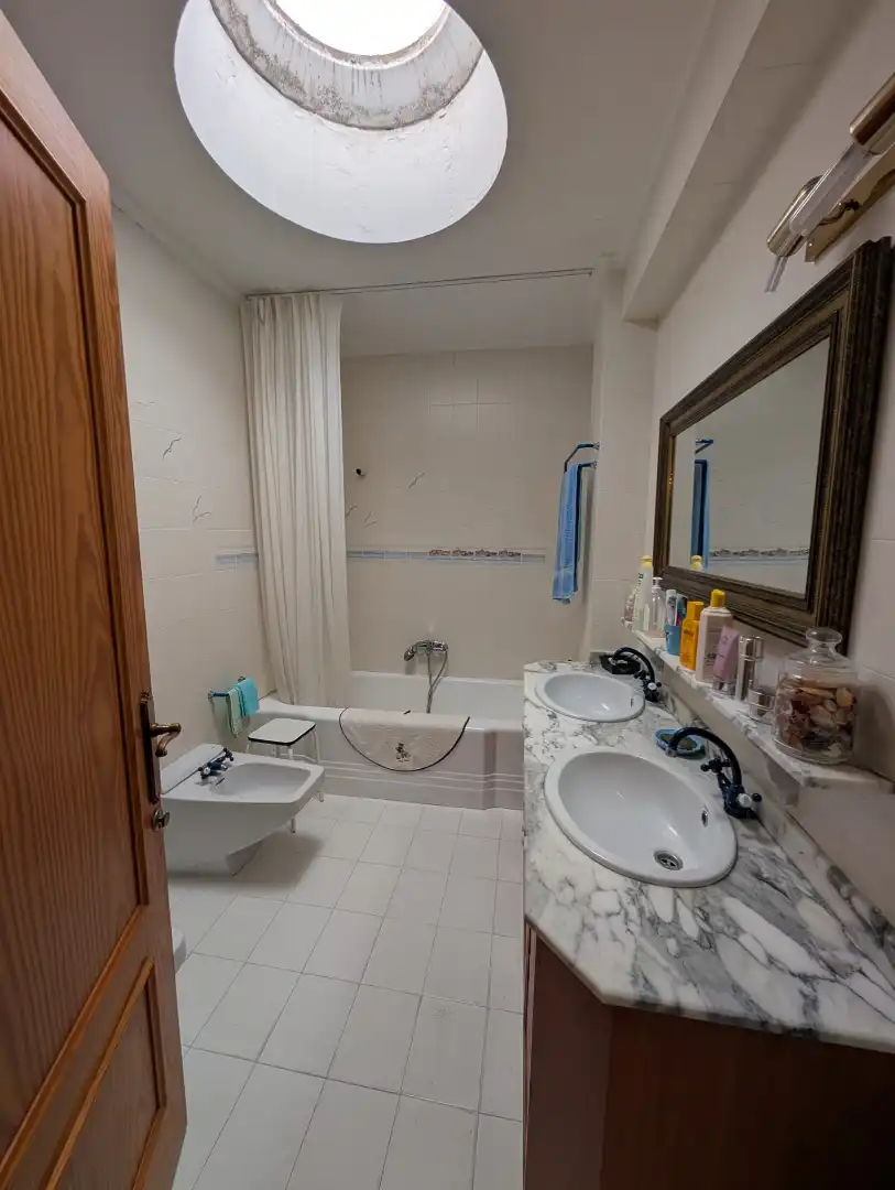 Baño de Piso en venta en Santander con Calefacción, Terraza y Trastero