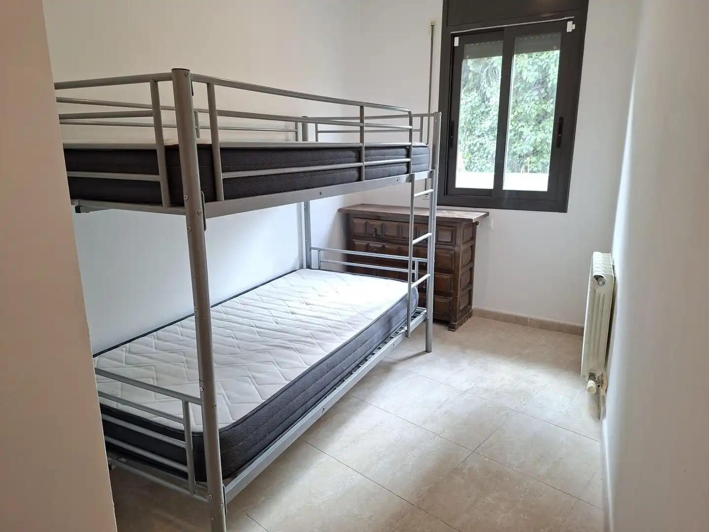 Schlafzimmer von Wohnungen zum Verkauf in Torroella de Montgrí mit Heizung und Terrasse