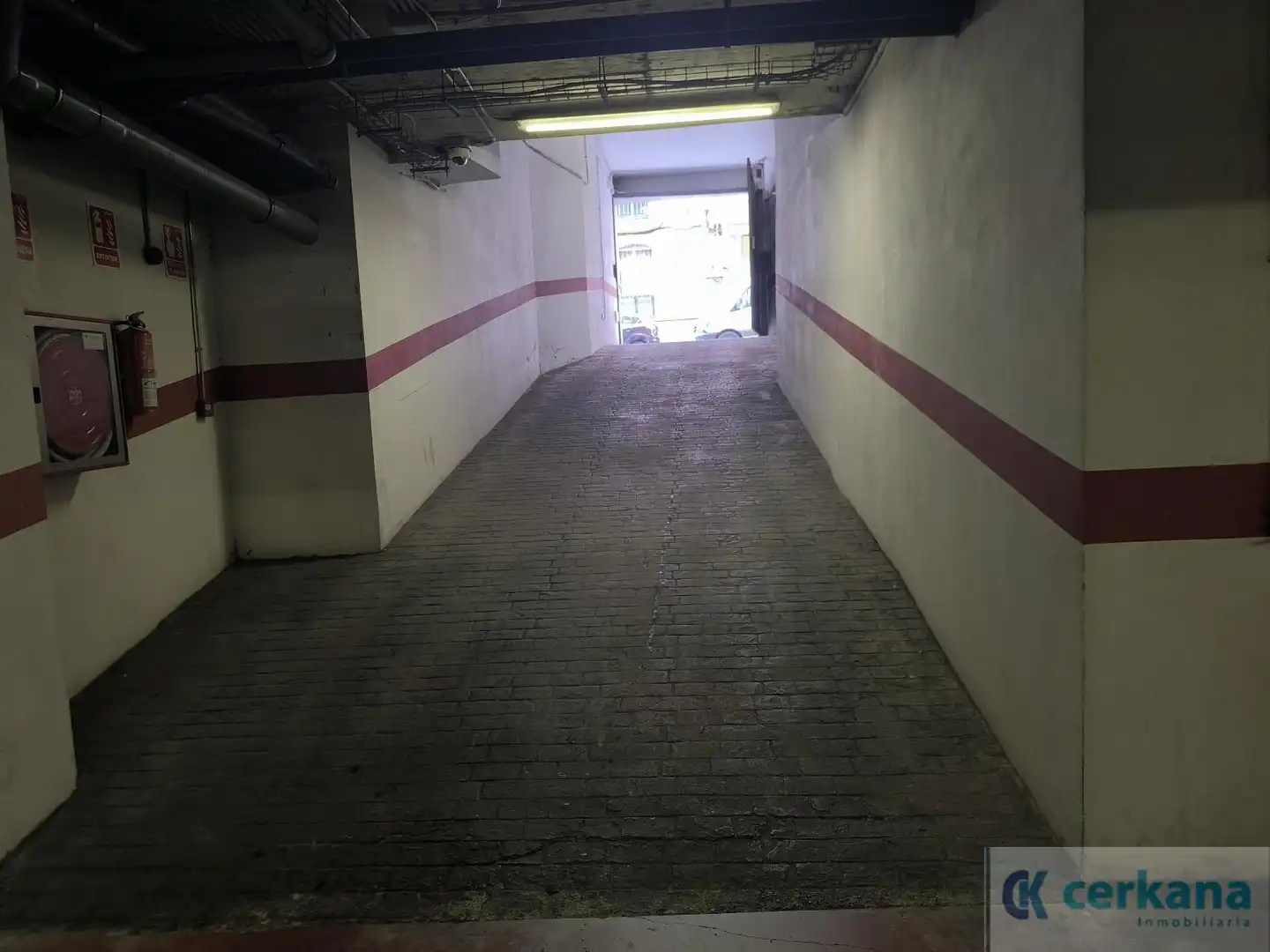 Einzelparkplatz zum Verkauf in BaÑos 61, imagen 8