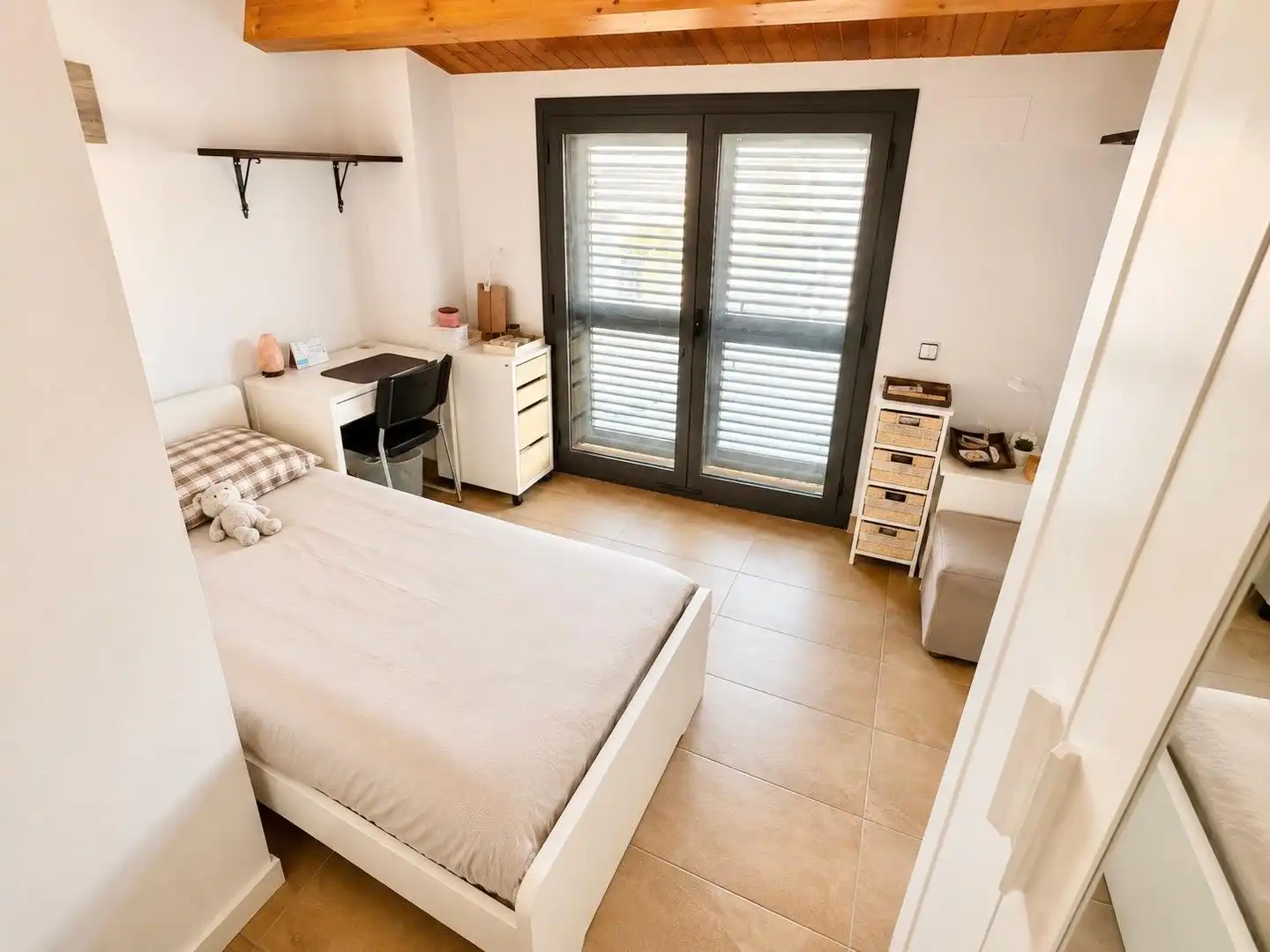 Dormitori de Casa o xalet en venda en Granollers amb Calefacció, Jardí privat i Terrassa