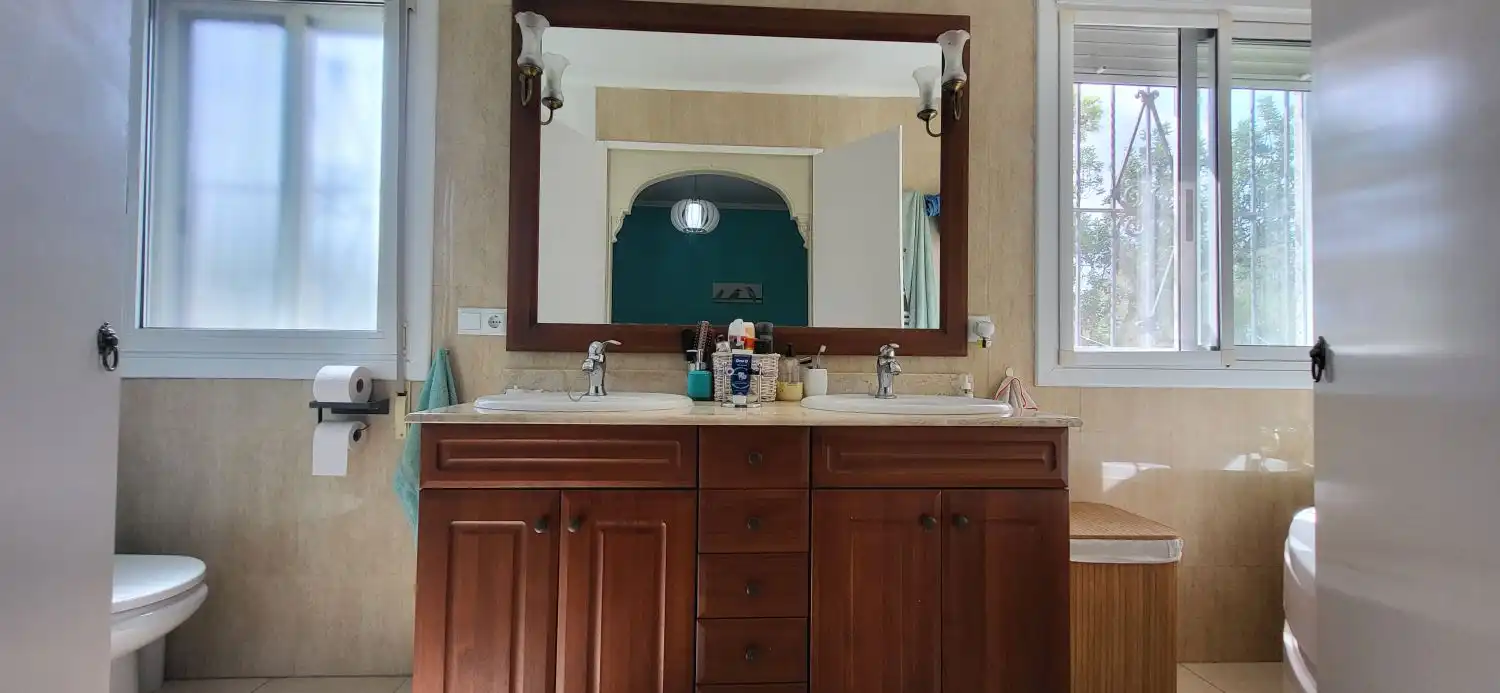 Baño de Casa o chalet en venta en Roquetes con Aire acondicionado, Calefacción y Jardín privado