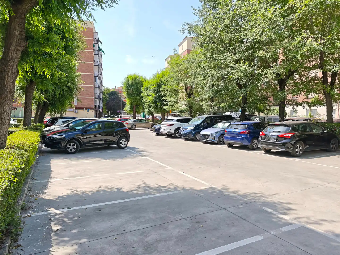 Parking de Piso en venta en Madrid con Calefacción y Amueblado
