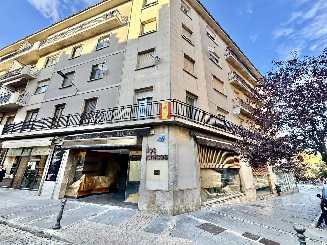 Locale commerciale in vendita a Don Juan José Martín