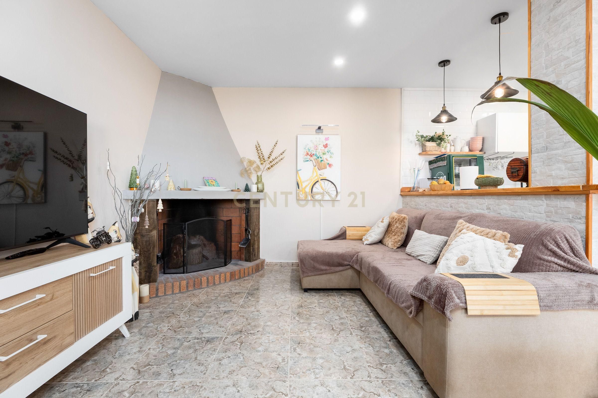 Sala de estar de Casa o chalet en venta en La Bisbal del Penedès