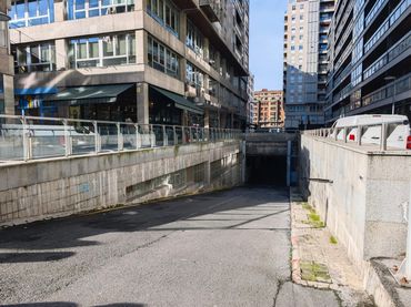 Einzelparkplatz zum Verkauf in Calle de Rodríguez Arias 32