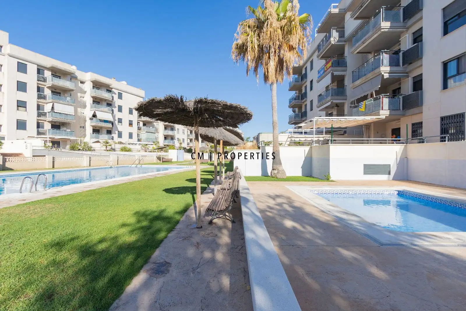 Schwimmbecken von Dachboden zur Miete in Canet d'En Berenguer mit Klimaanlage, Heizung und Terrasse