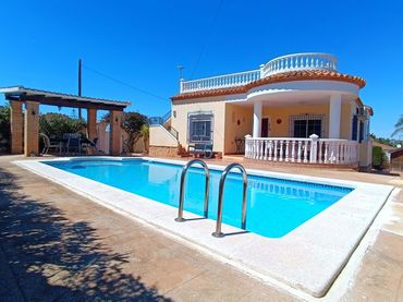 Casa con piscina in vendita a Jacarilla