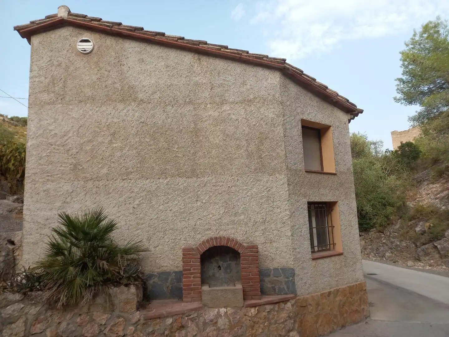 Exterior view of Commercial properties for sale in Miravet