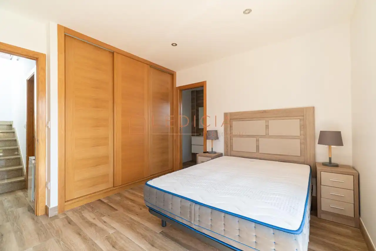 Bedroom of Houses for sale in Moaña  with Heating, Private garden and Swimming Pool