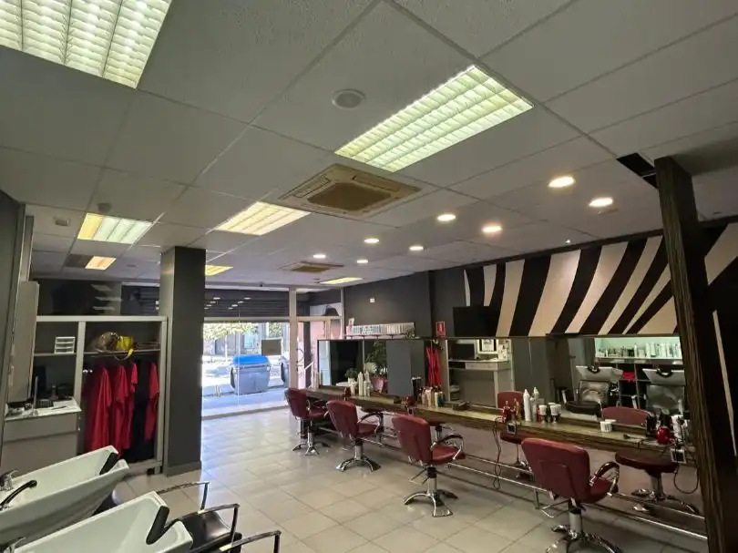 Local comercial de lloguer a Carrer de Corró 166, imagen 5
