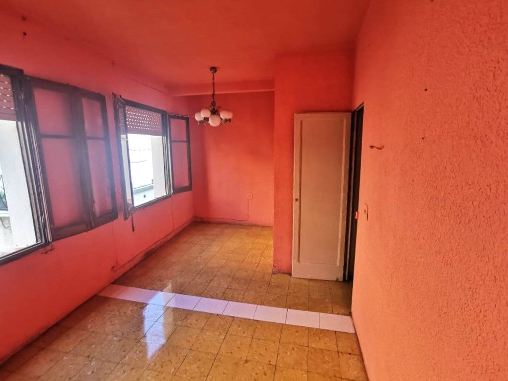 Flat for sale in Casc Antic