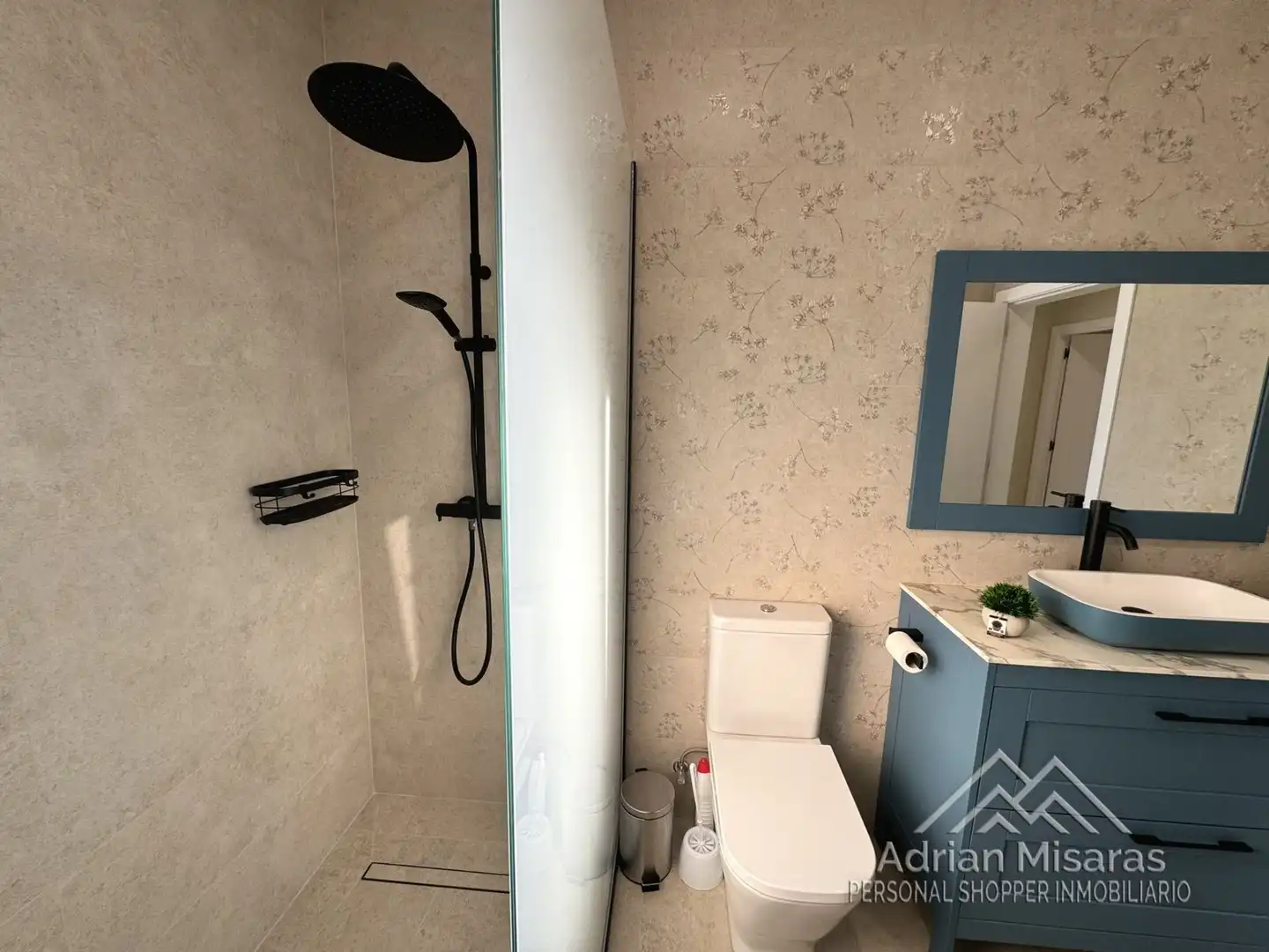 Bathroom of Houses for sale in Deltebre  with Air Conditioner, Heating and Storage room