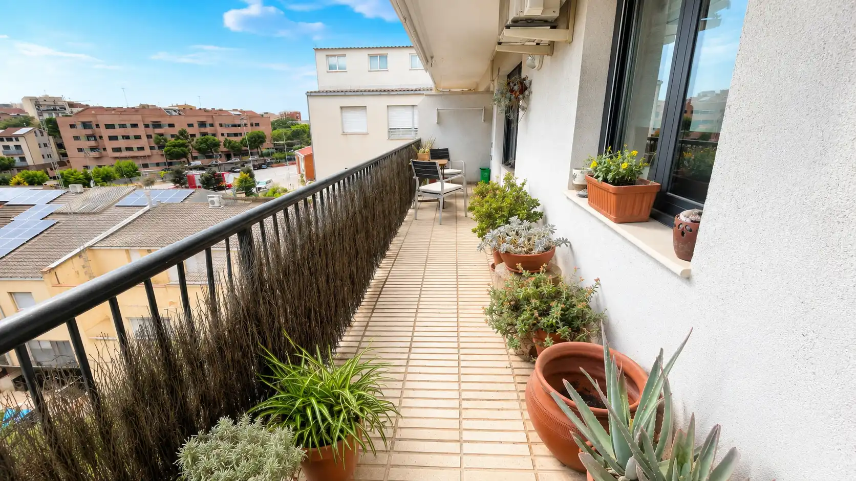 Terrasse von Wohnung zum Verkauf in Tàrrega mit Klimaanlage, Heizung und Terrasse