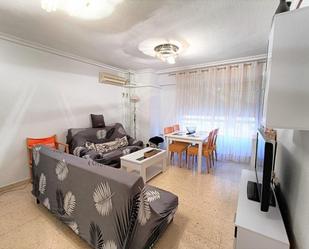 Living room of Flat to rent in  Toledo Capital  with Air Conditioner, Heating and Private garden
