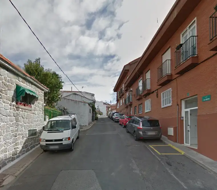 Vista exterior de Piso en venta en Valdemorillo