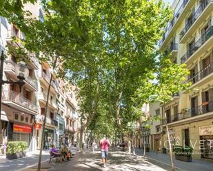 Vista exterior de Local en venda en  Barcelona Capital