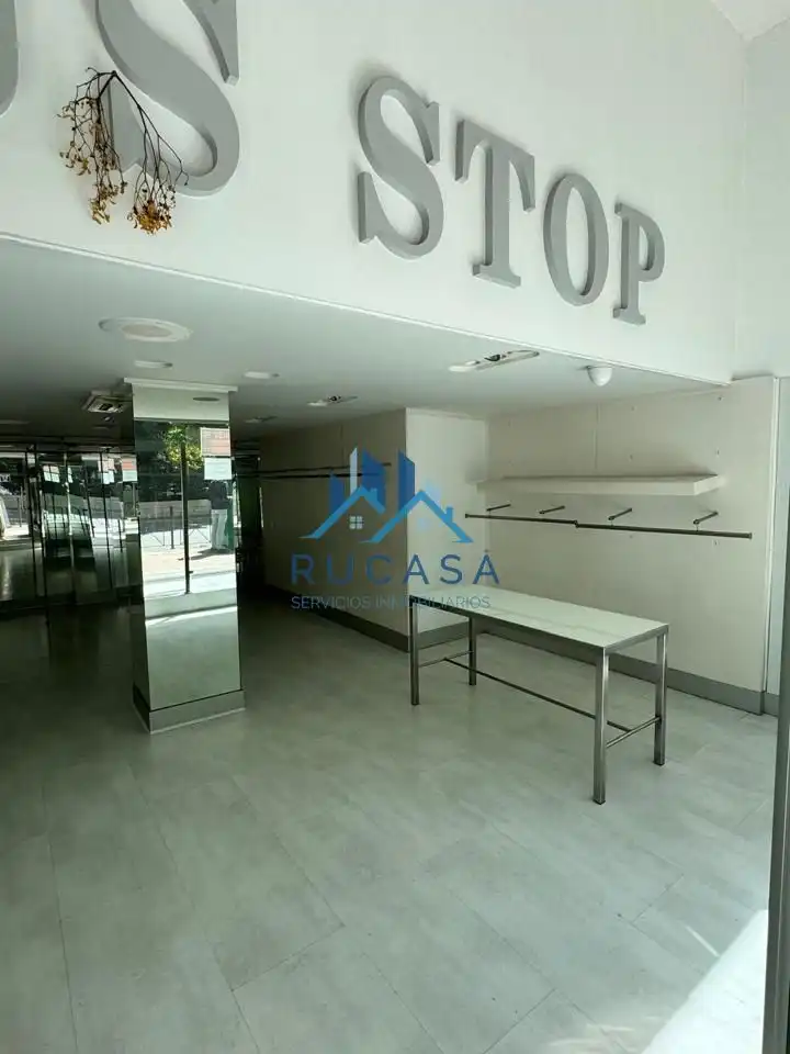 Locale commerciale in vendita a San Fernando, imagen 12