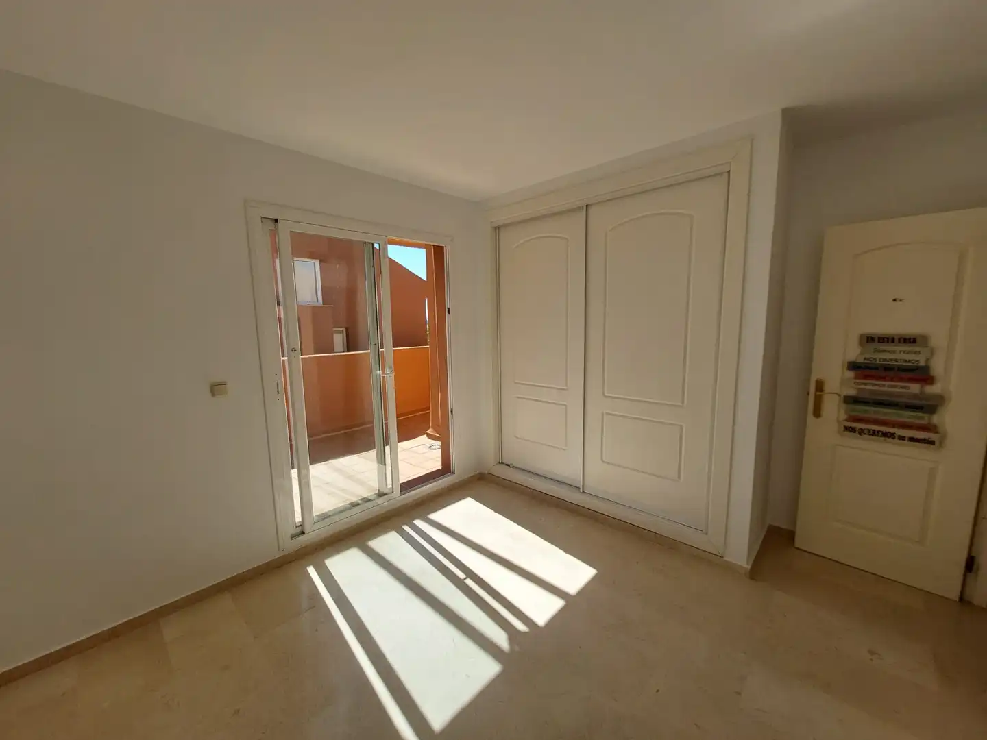 Habitación de Dúplex en venta en Marbella con Aire acondicionado y Terraza