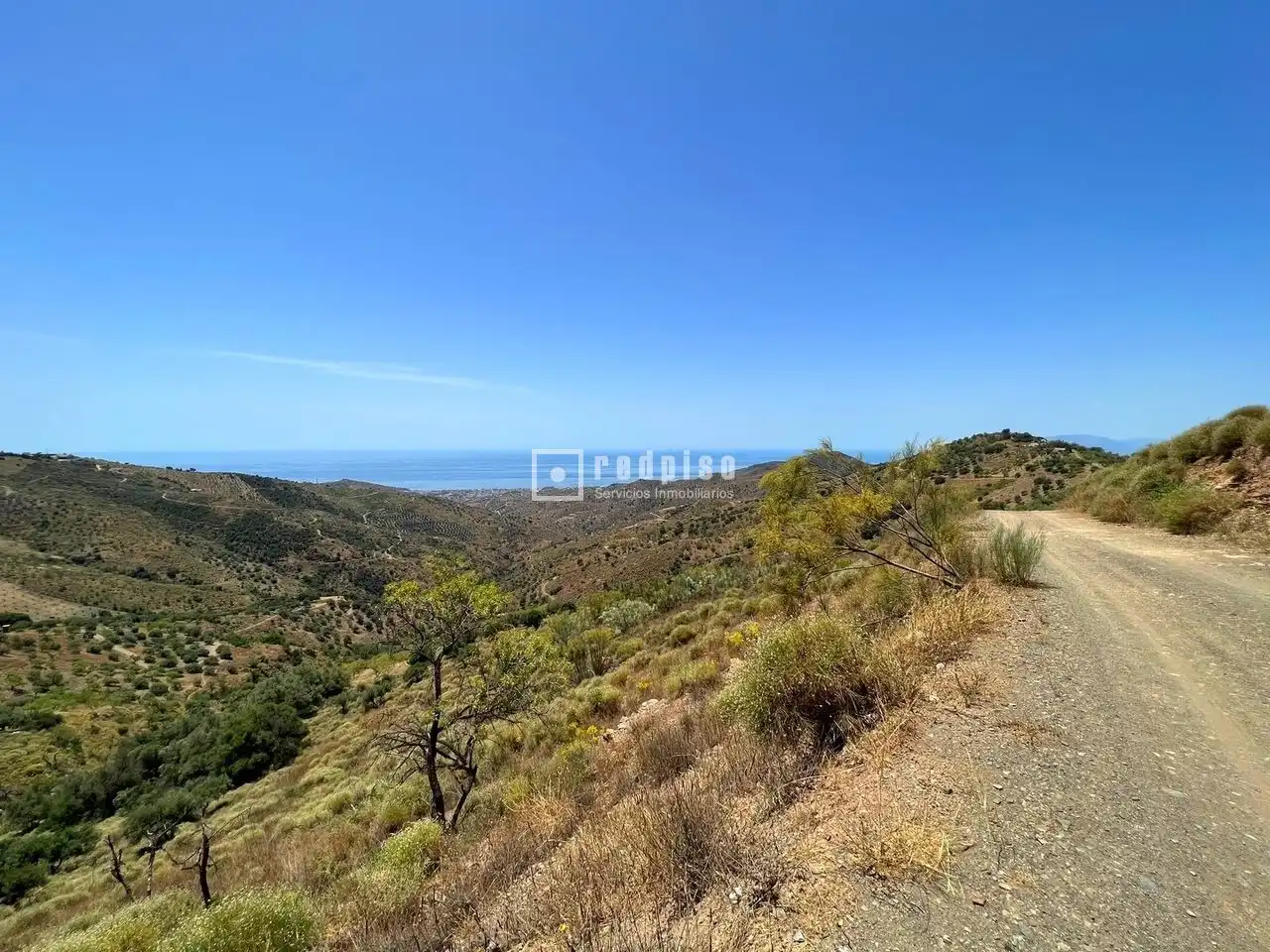 Terreno industrial en venta en Moclinejo