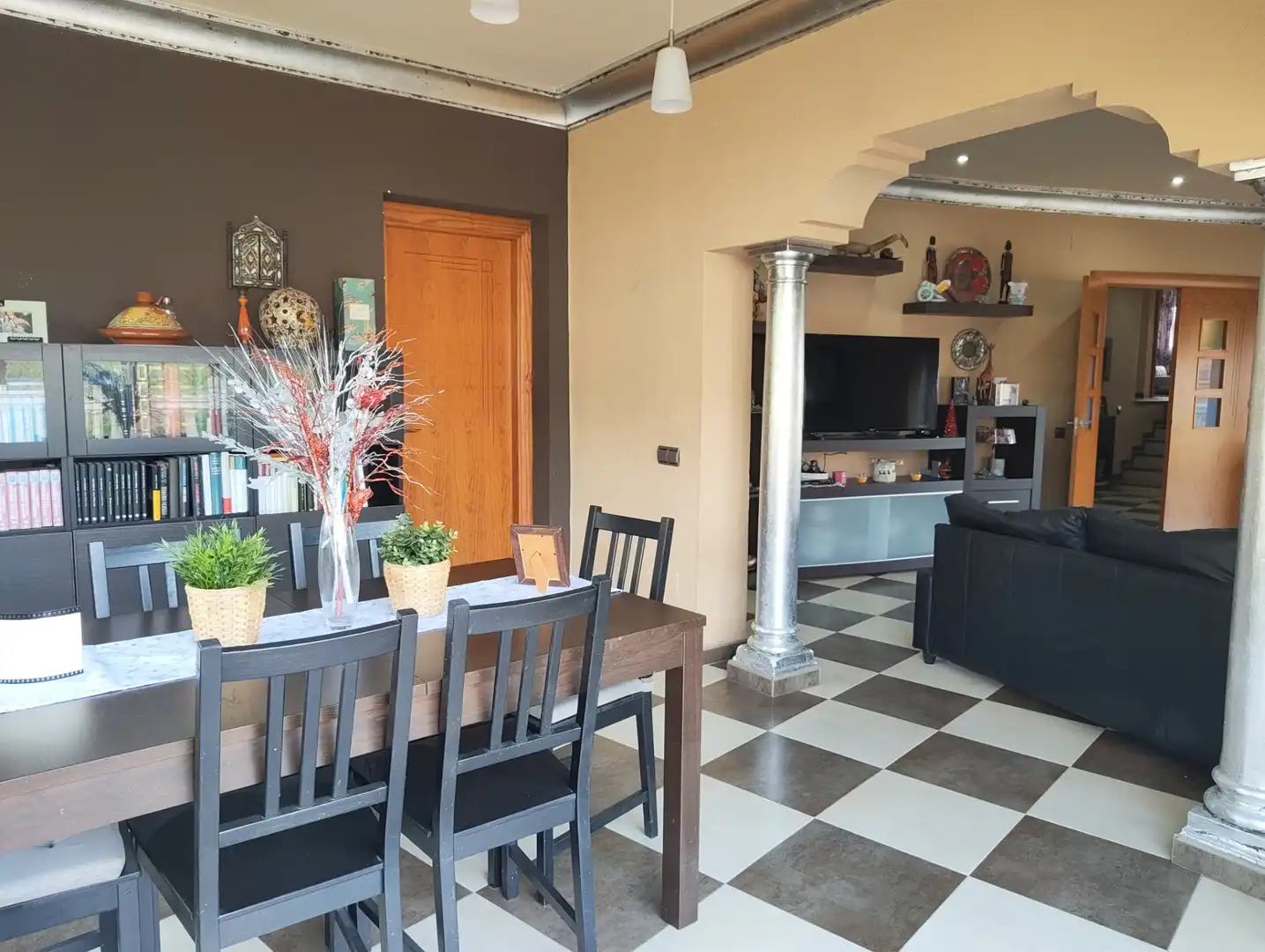 Menjador de Casa o xalet en venda en Benalmádena amb Aire condicionat, Calefacció i Jardí privat