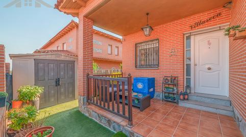 Foto 2 de Casa adosada en venda a Calle Murillo, Ugena, Toledo