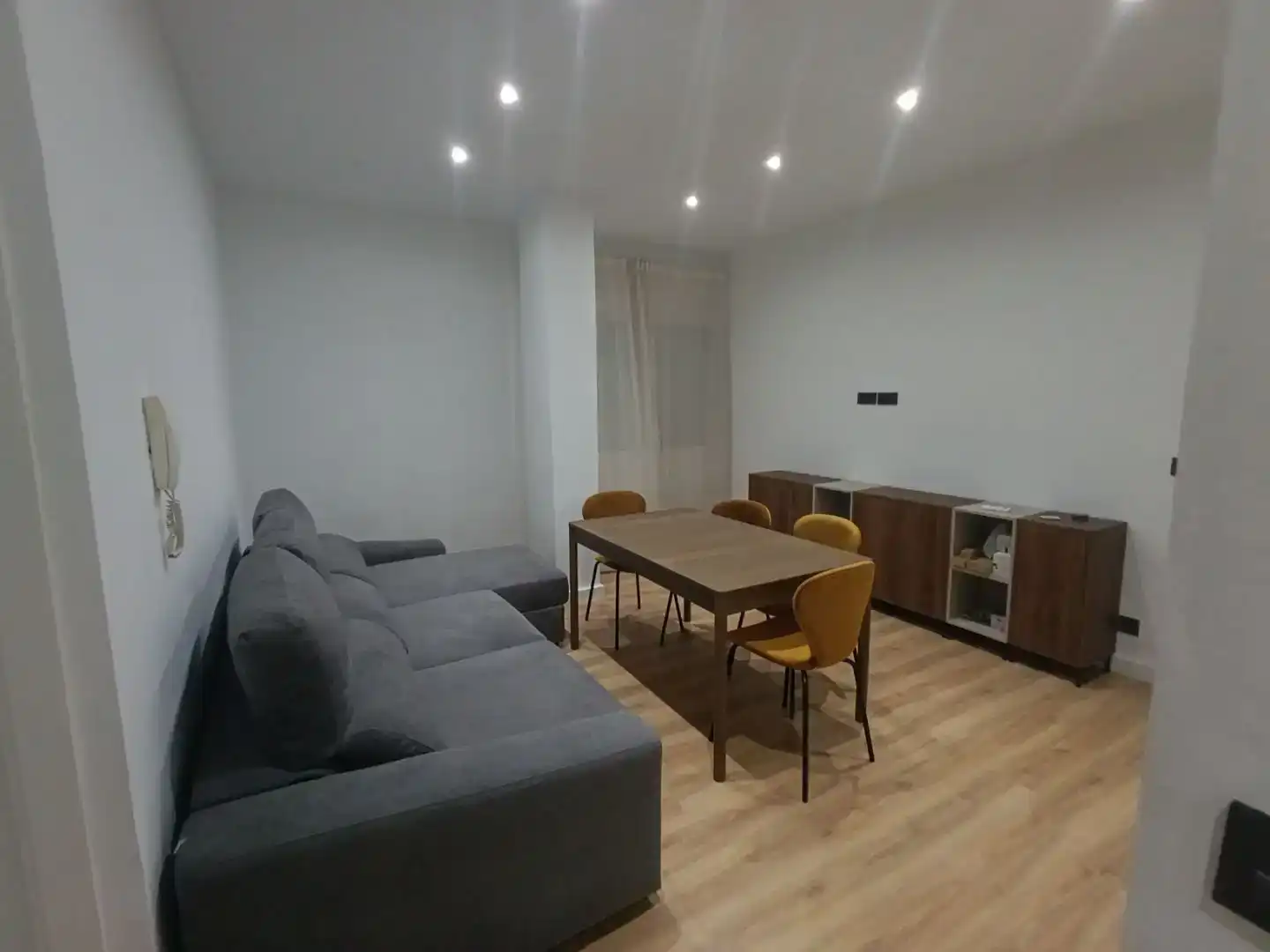Wohnzimmer von Wohnung zur Miete in Úbeda mit Klimaanlage