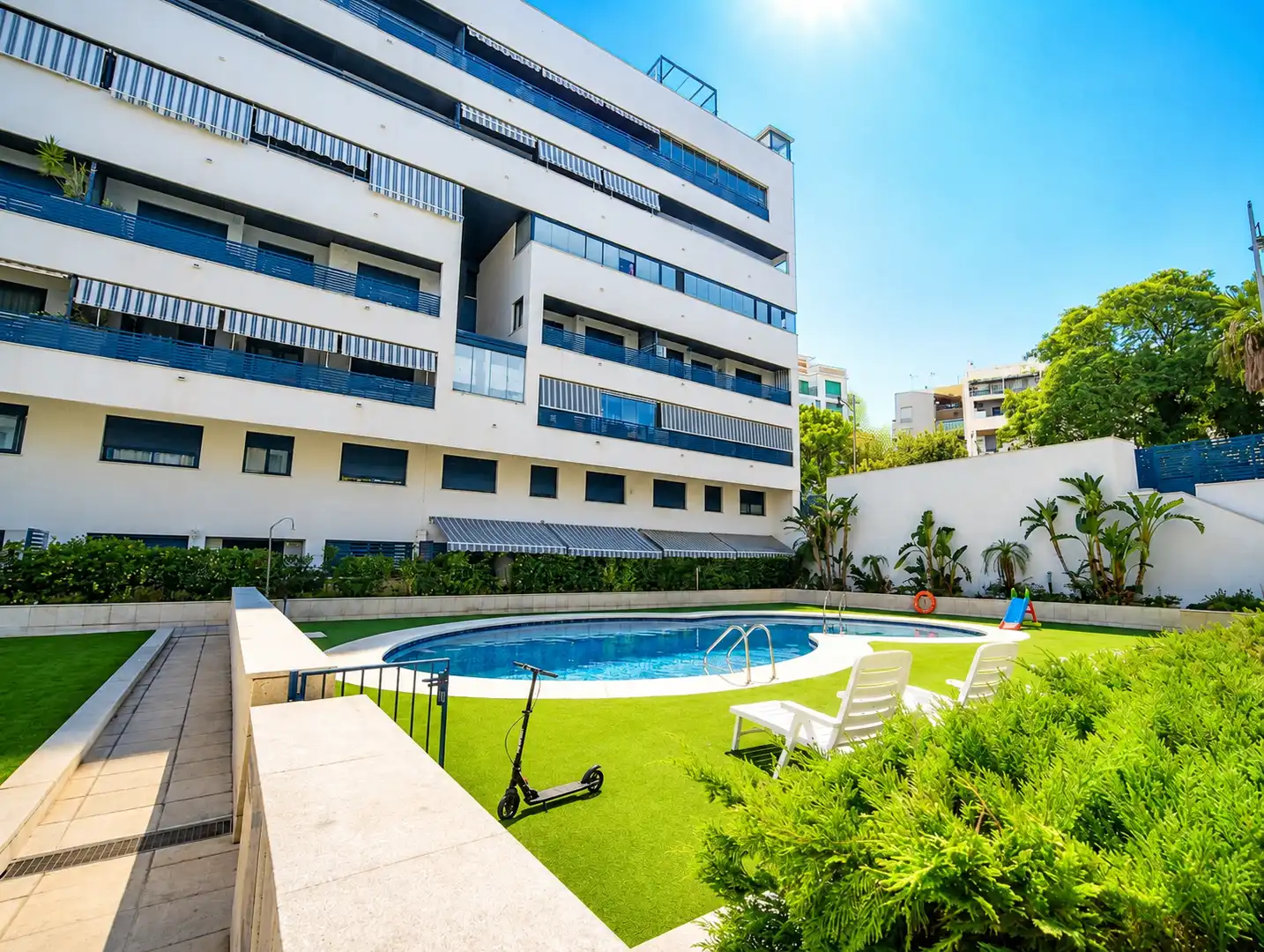 Piso con ascensor en venta en Urbanización Vista Africa