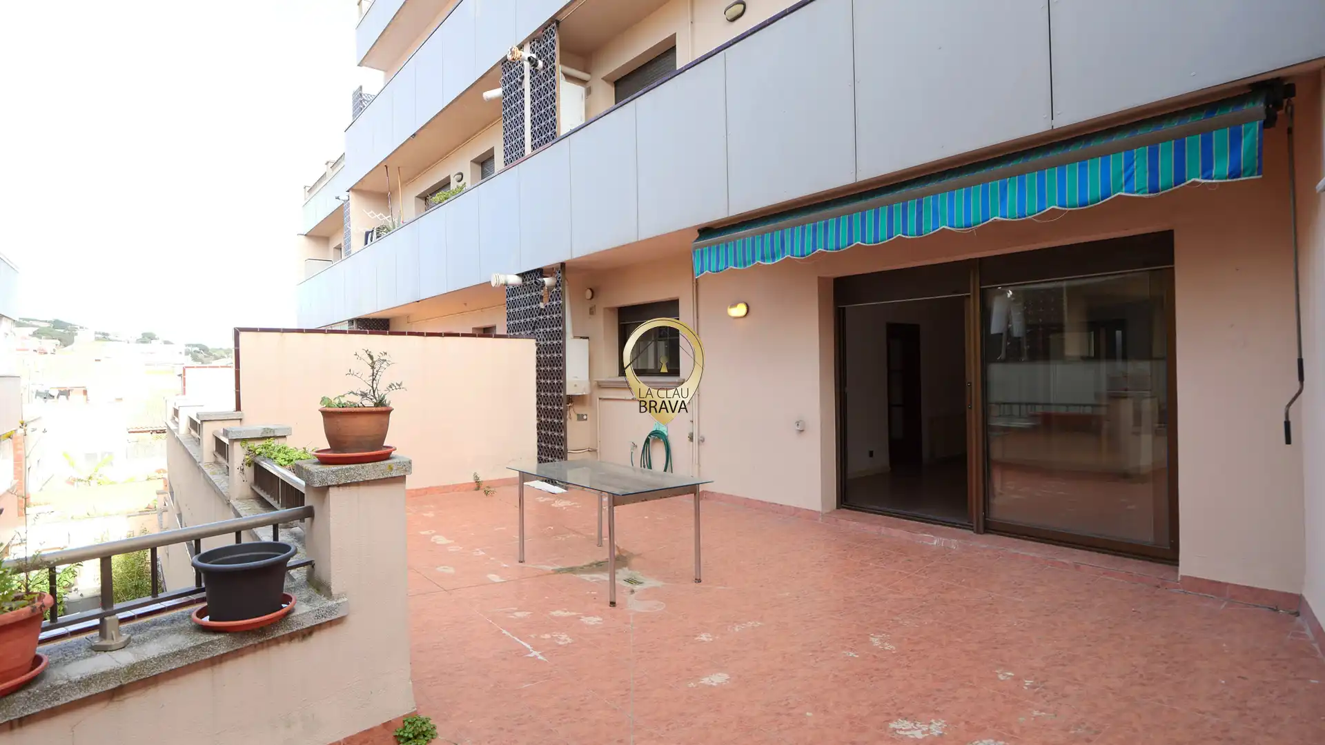 Vista exterior de Piso en venta en Sant Feliu de Guíxols con Calefacción, Parquet y Terraza