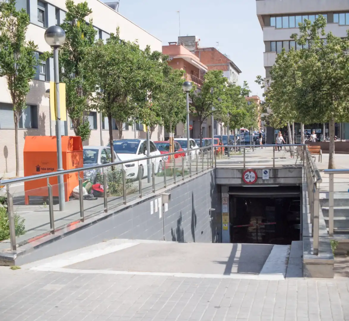 Parkplatz zur Miete in Passeig Cristòfol Colom, imagen 4