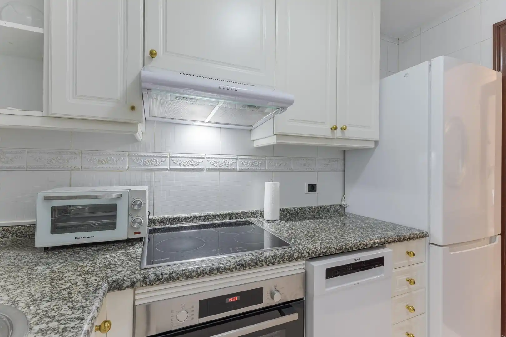 Flat for rent in Calle EDUARDO IGLESIAS, Centro - Areal