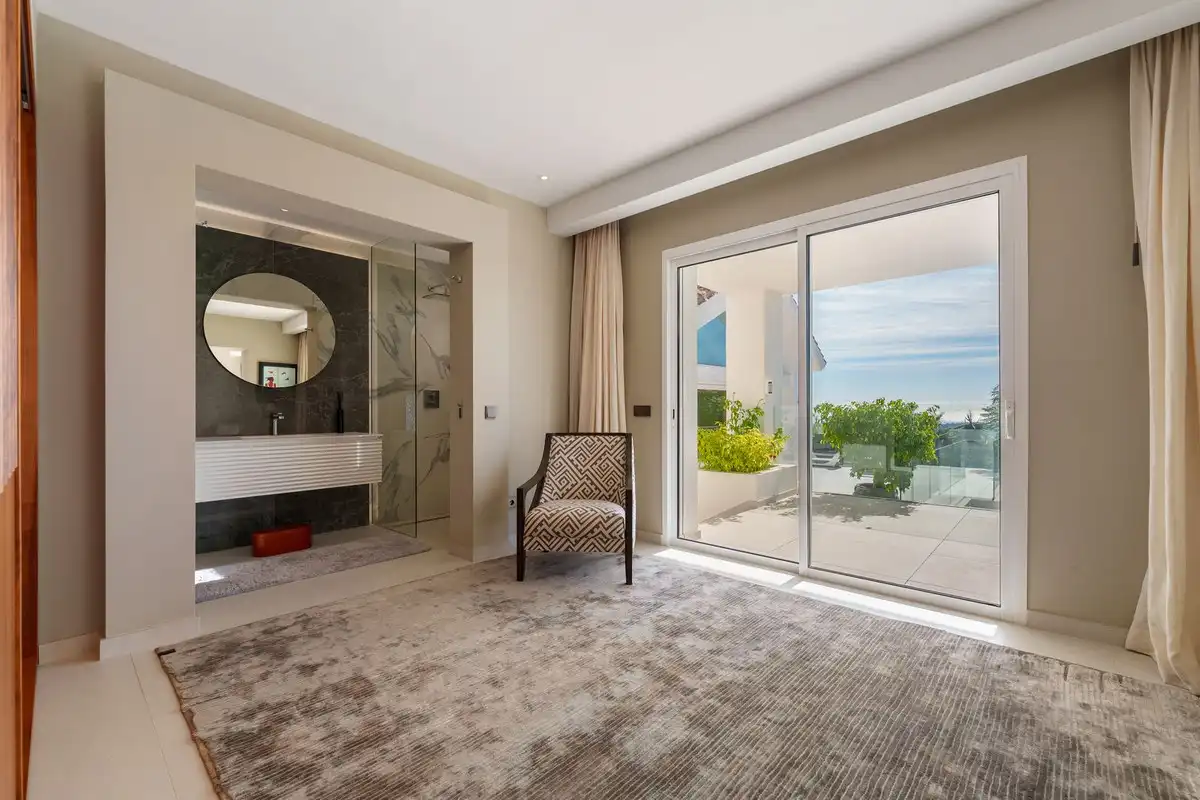 Chalet con piscina en venta en Benahavís pueblo, imagen 29