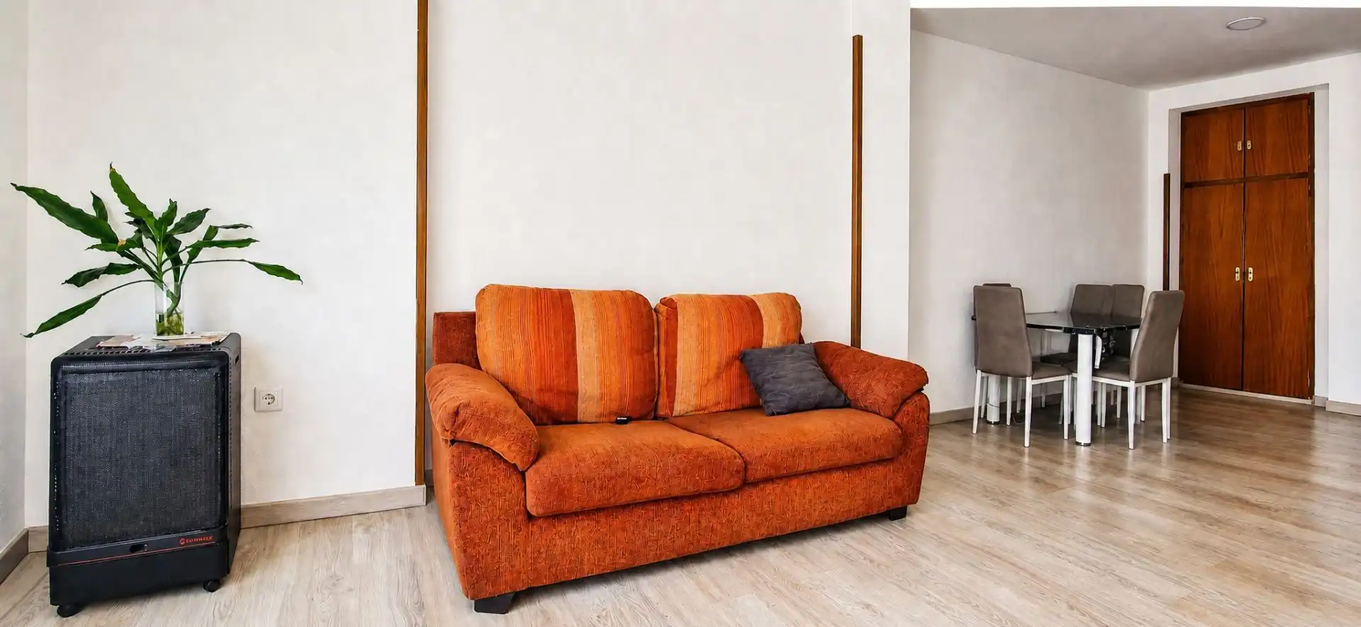 Sala d'estar de Dúplex en venda en Jarandilla de la Vera amb Moblat