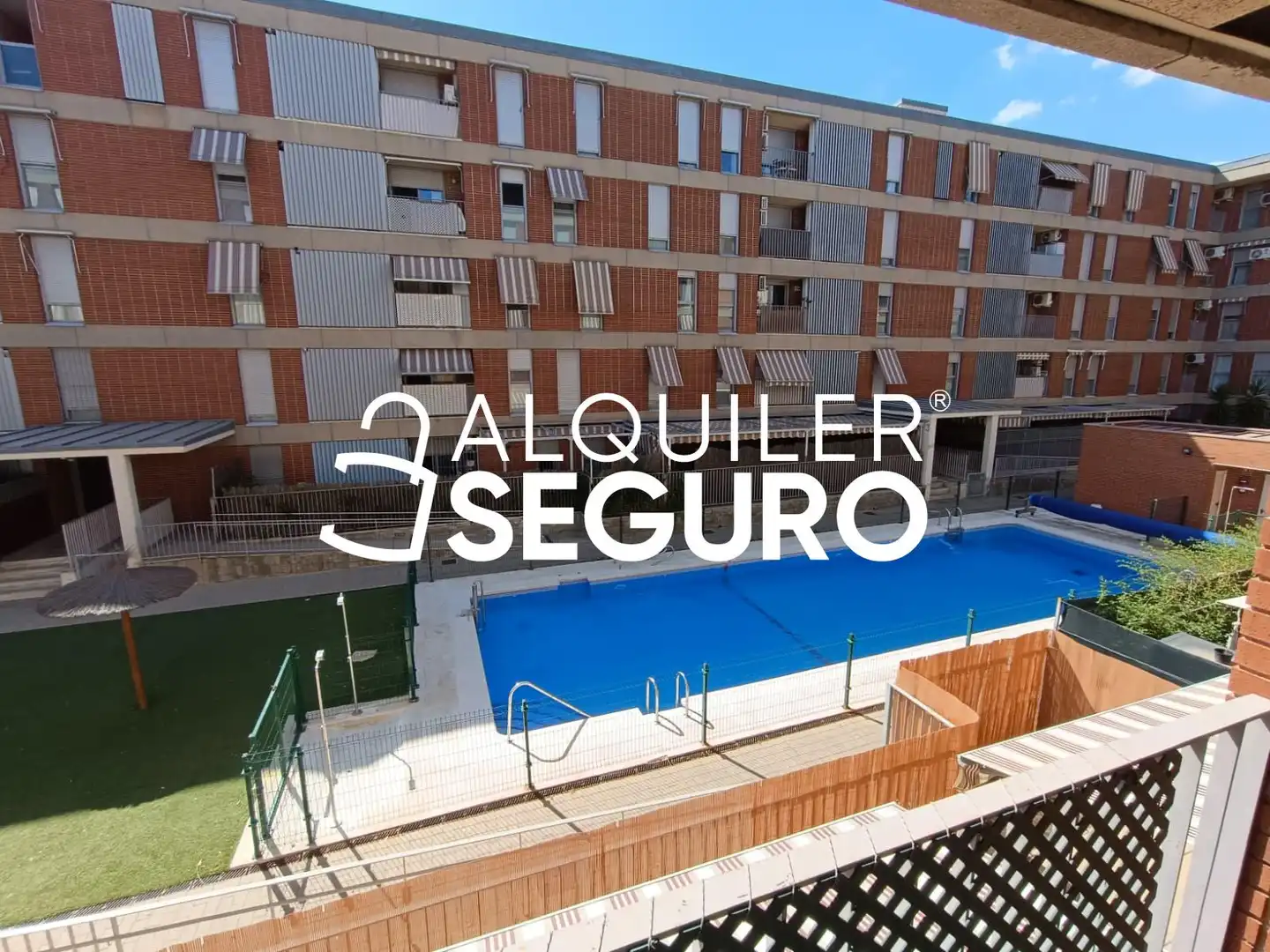 Exterior view of Flat for rent in Leganés  with Air Conditioner, Heating and Terrace