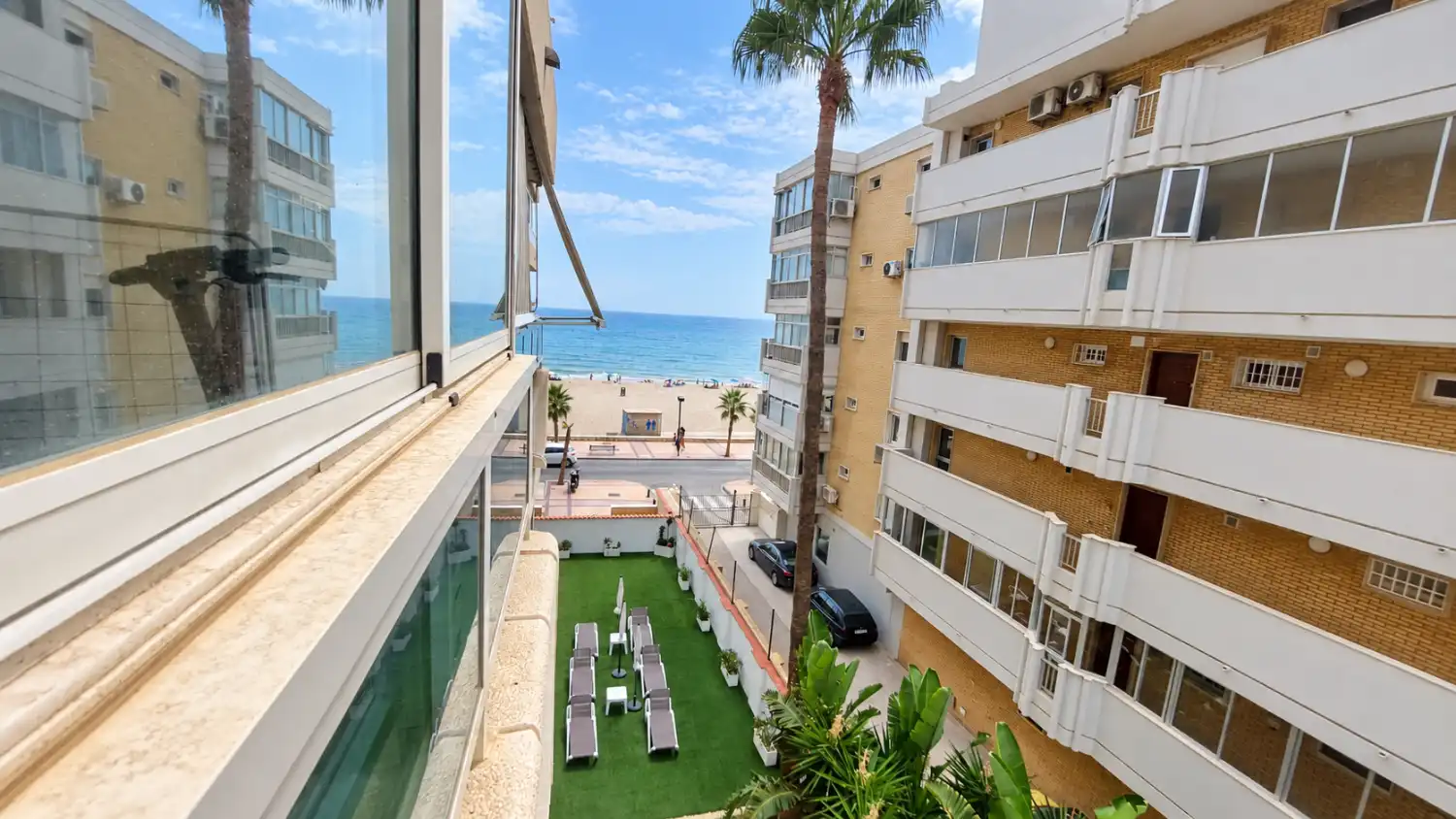 Exterior view of Apartments for sale in Fuengirola  with Air Conditioner, Terrace and Swimming Pool