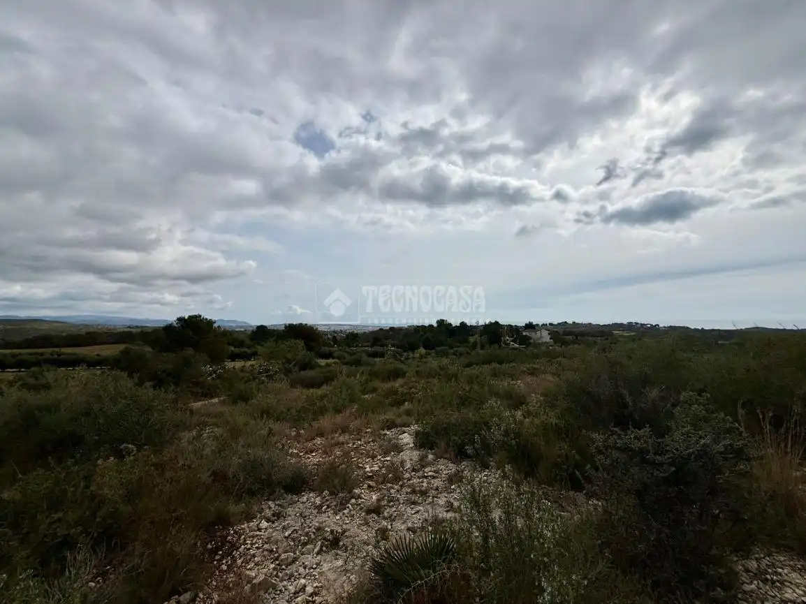 Land for sale in Vilanova i la Geltrú
