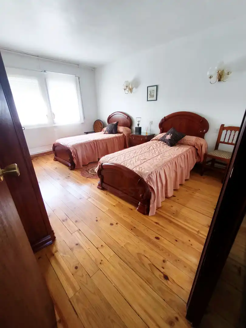 Habitación de Piso en venta en Almanza con Calefacción