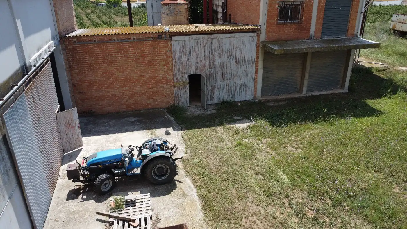 Aparcament de Nau industrial en venda en Vilallonga del Camp