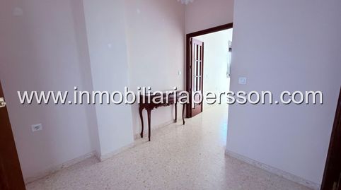Fantástico piso en Écija, zona de la Alcarrachela, amplio y luminoso.