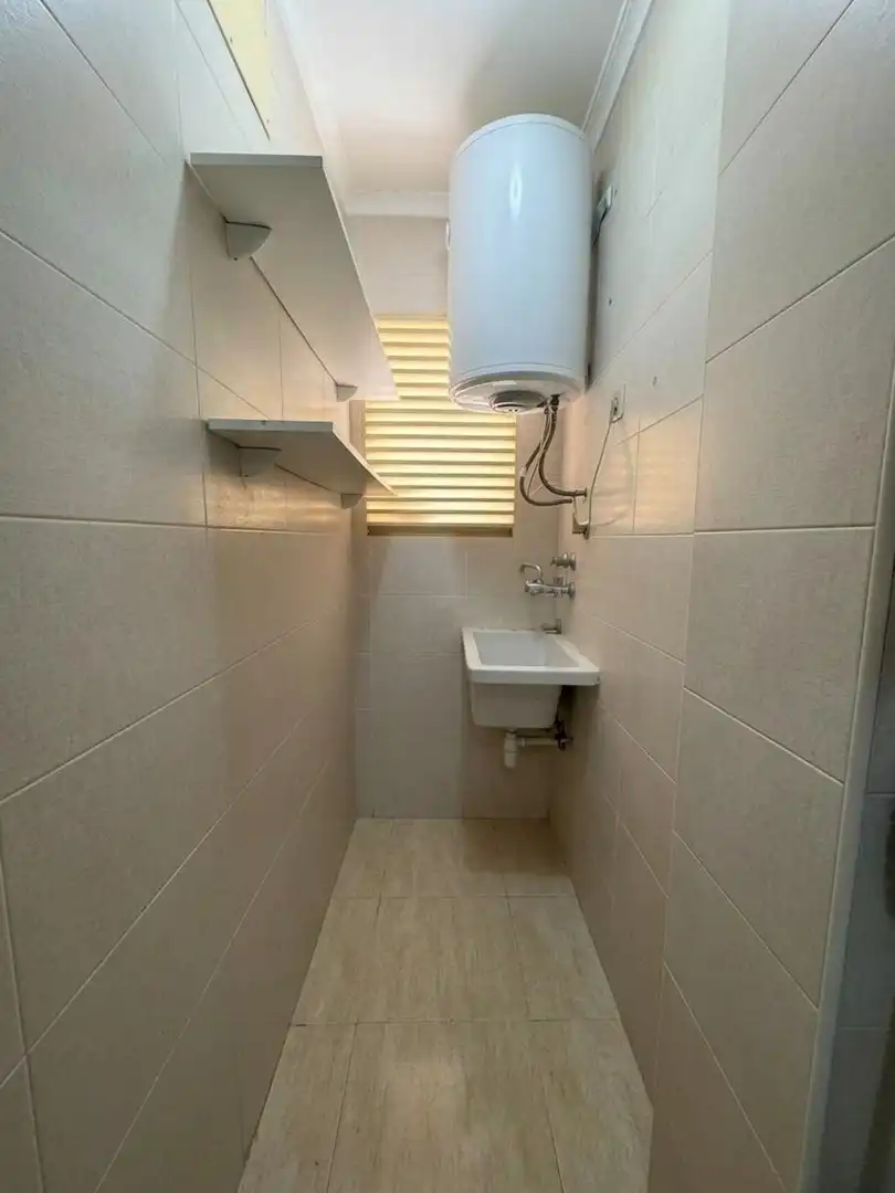 Bany de Pis en venda en Abanilla amb Parquet