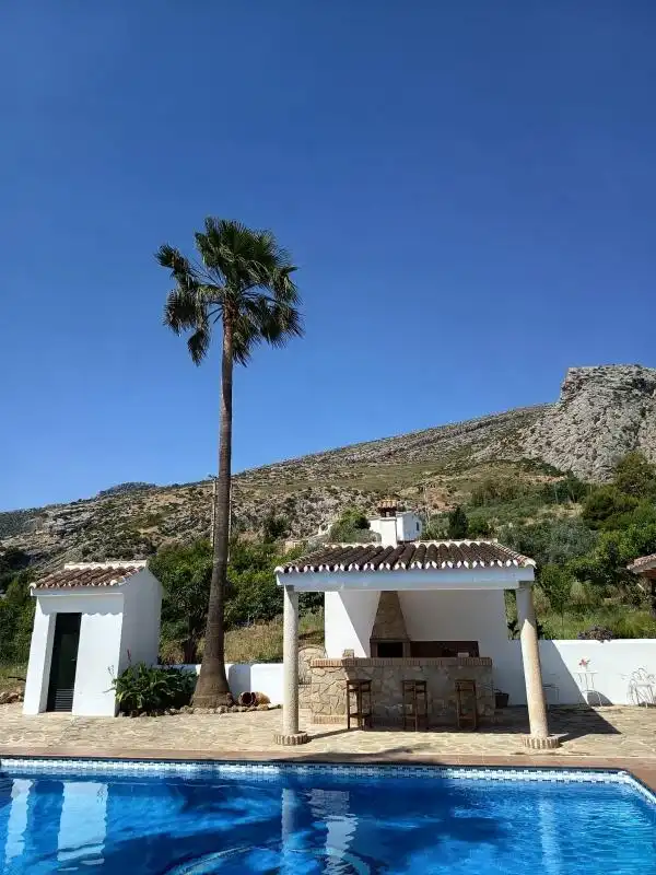 Außenansicht von Country house zur Miete in Valle de Abdalajís mit Klimaanlage, Heizung und Privatgarten