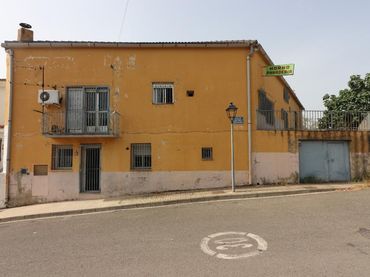 Casa en venta en Avenida Diputación