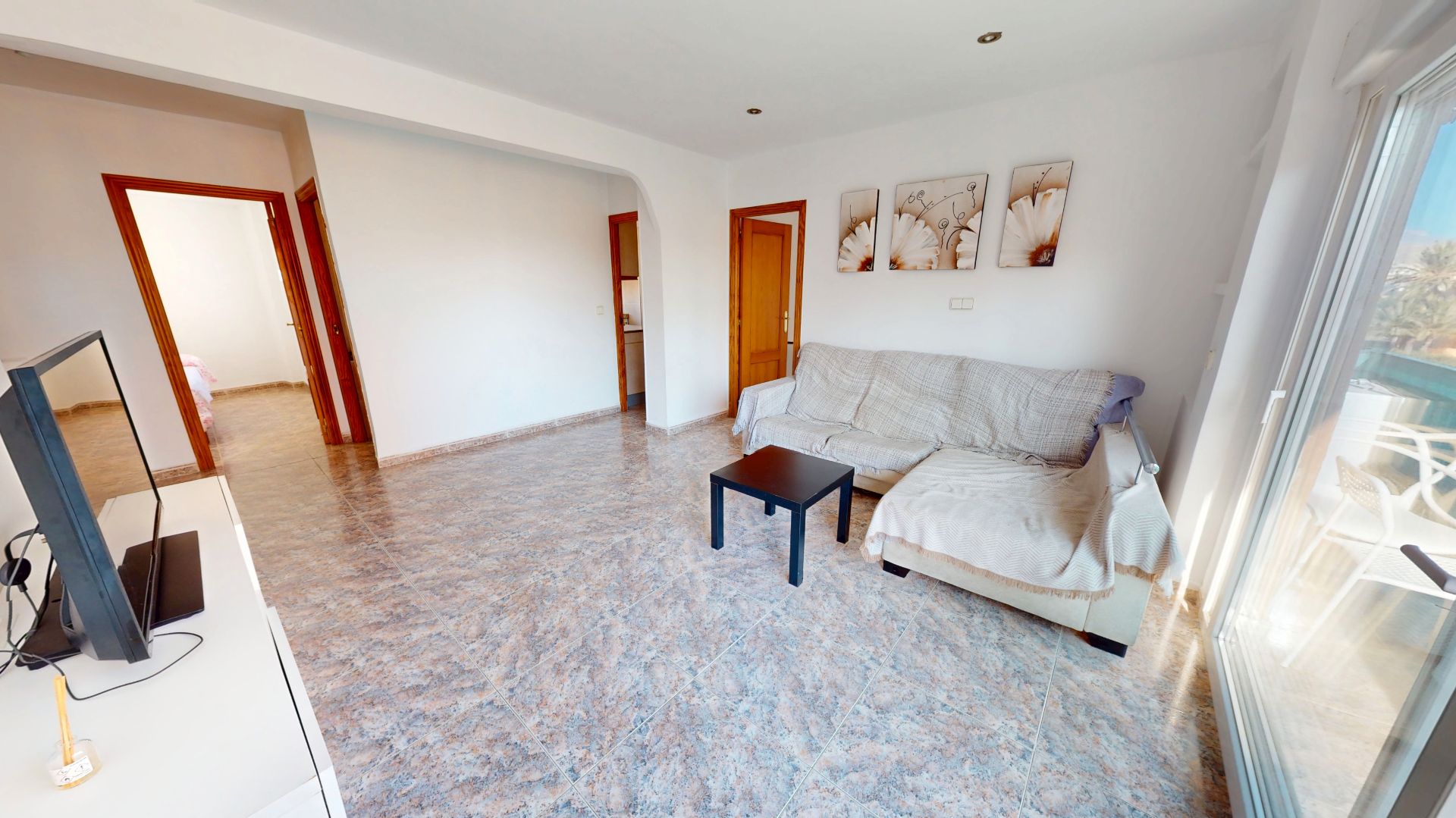 Sala de estar de Piso en venta en El Campello con Terraza, Amueblado y Balcón