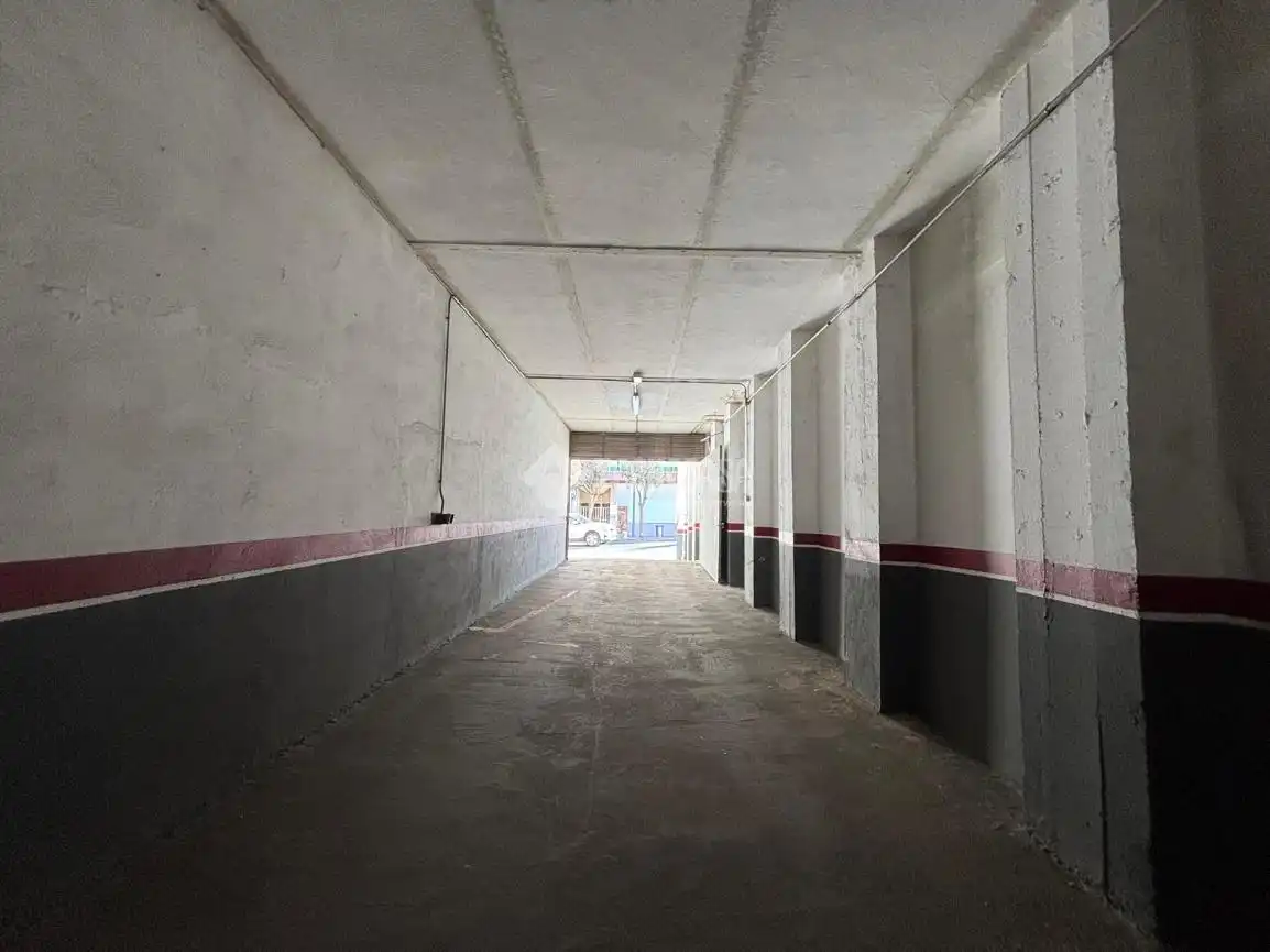 Einzelparkplatz zum Verkauf in Av. de la Constitución, imagen 14