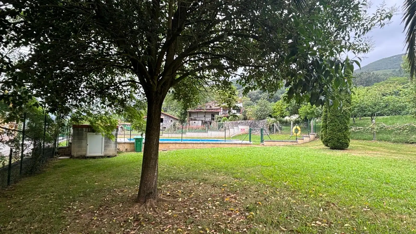 Schwimmbecken von Wohnung zum Verkauf in Ramales de la Victoria mit Heizung, Terrasse und Möbliert