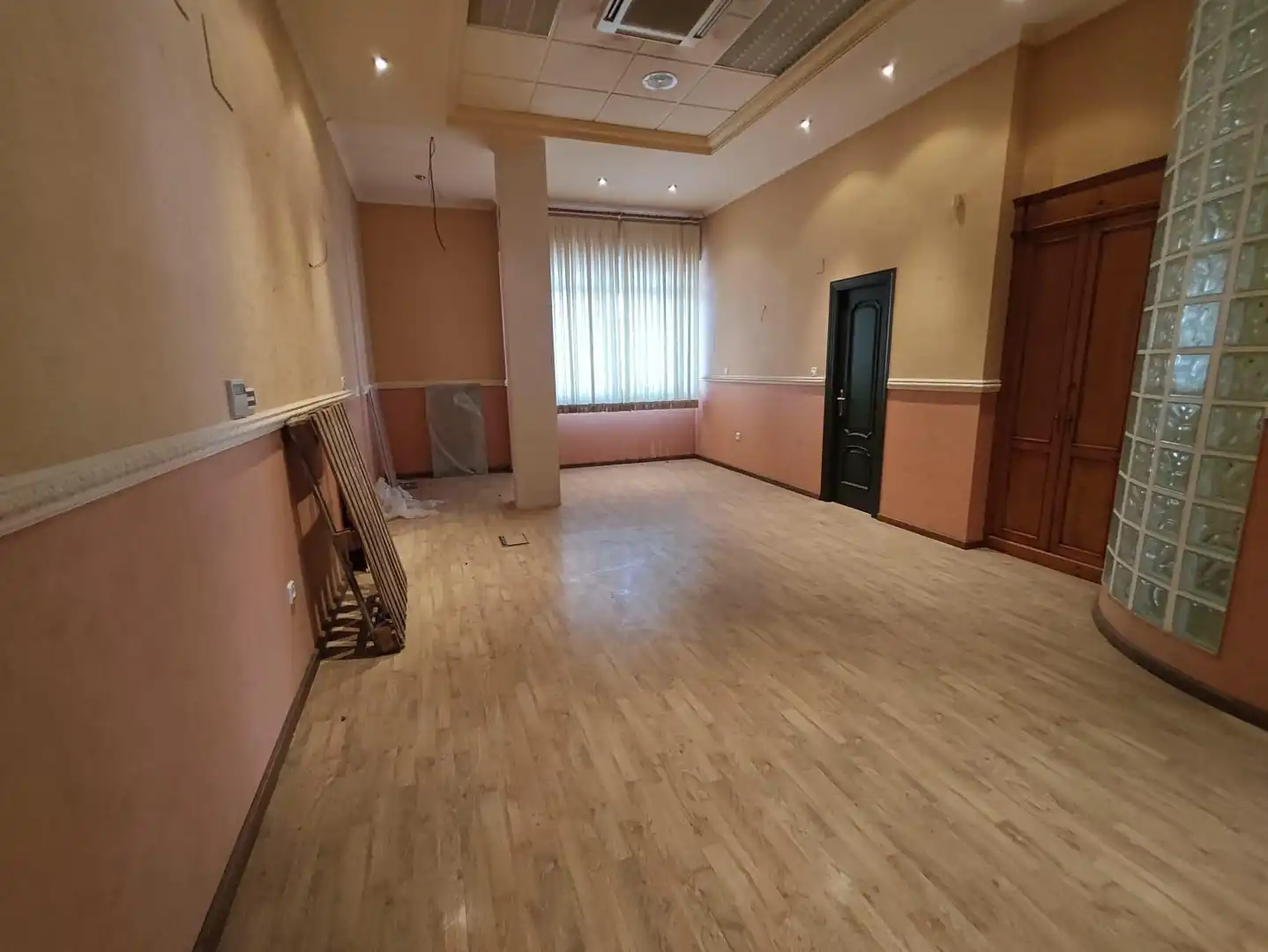 Oficina en venta en Petrer con Aire acondicionado
