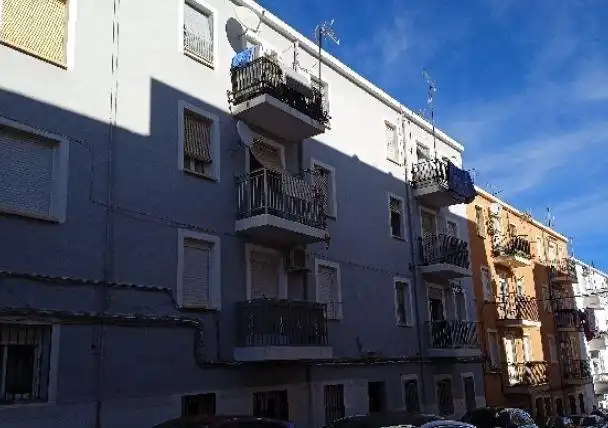 Wohnung zum Verkauf in Calle Poeta Llorente 46, imagen 3