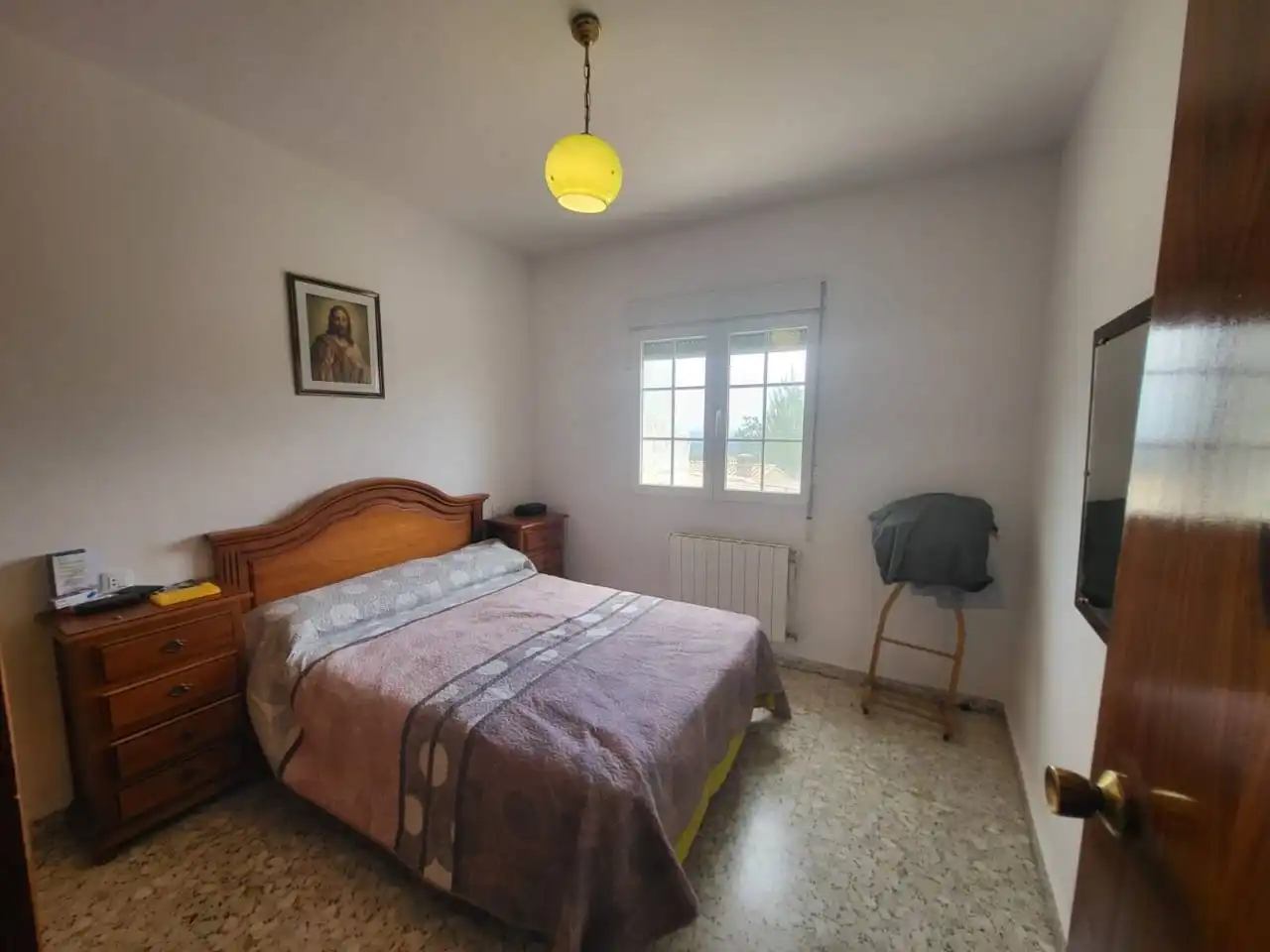 Dormitori de Casa o xalet en venda en Baza amb Calefacció i Terrassa