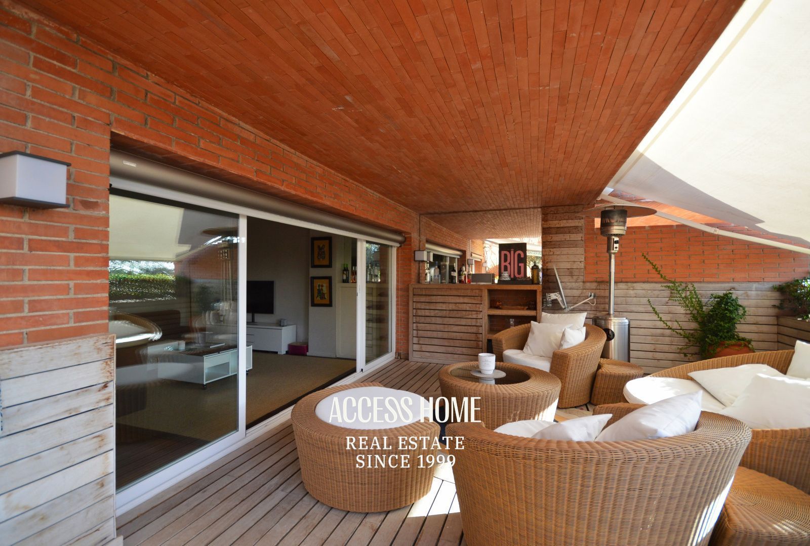 Terraza de Dúplex en venta en Sant Vicenç de Montalt con Aire acondicionado, Calefacción y Jardín privado