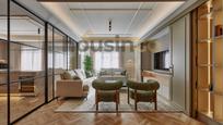 Sala d'estar de Pis en venda en  Madrid Capital amb Aire condicionat, Terrassa i Moblat