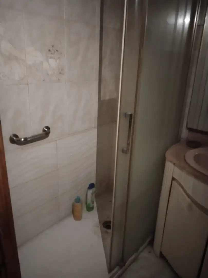 Baño de Piso en venta en Valencia con Aire acondicionado, Jardín privado y Amueblado